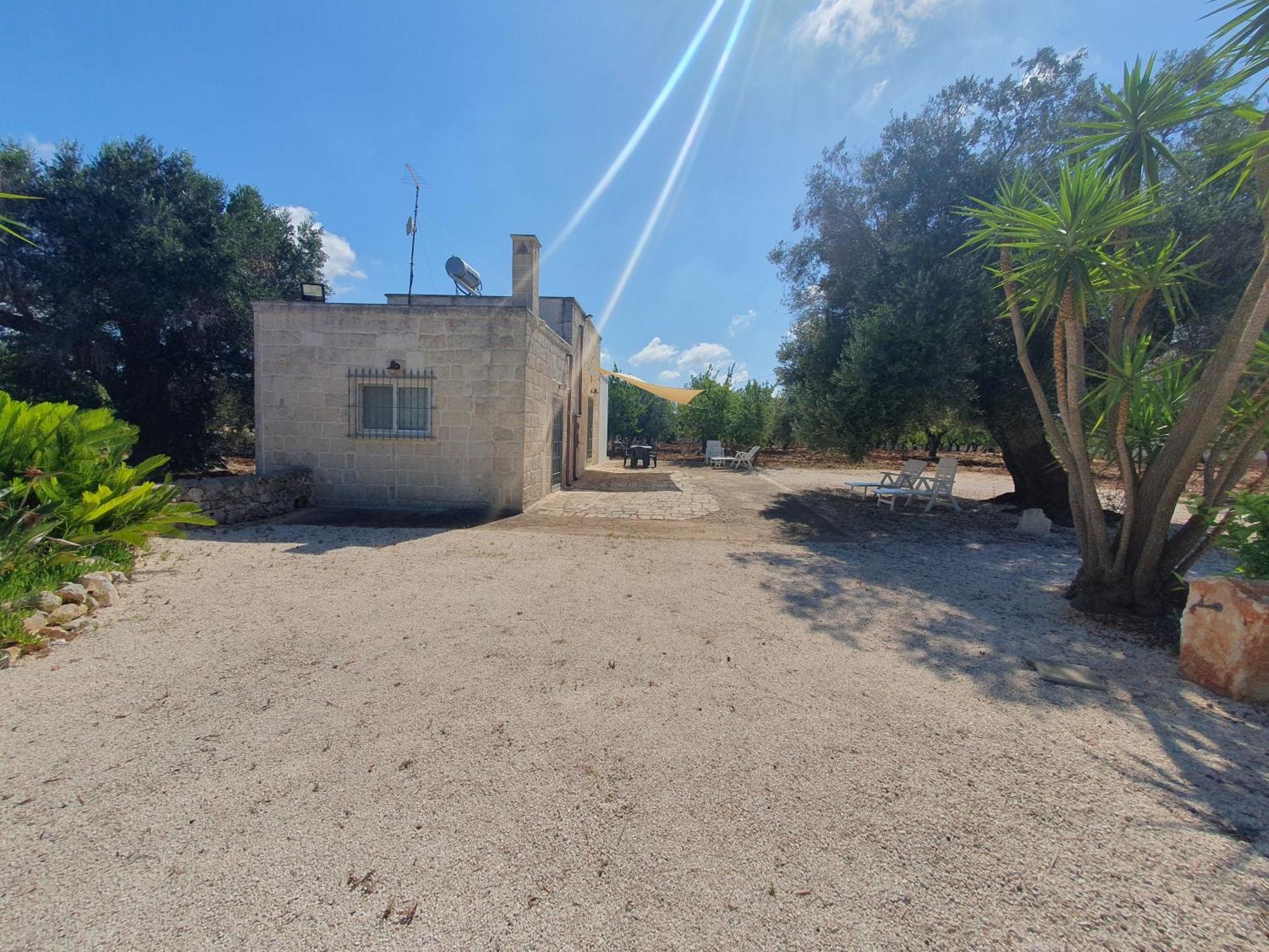 הוילה אוסטוני Casina Tra Gli Ulivi מראה חיצוני תמונה