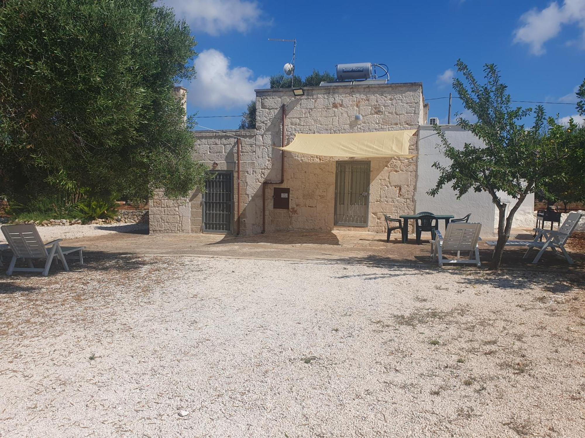 הוילה אוסטוני Casina Tra Gli Ulivi מראה חיצוני תמונה